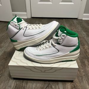 Air Jordan 2 Retro, Mens size 11, (Used) Og all